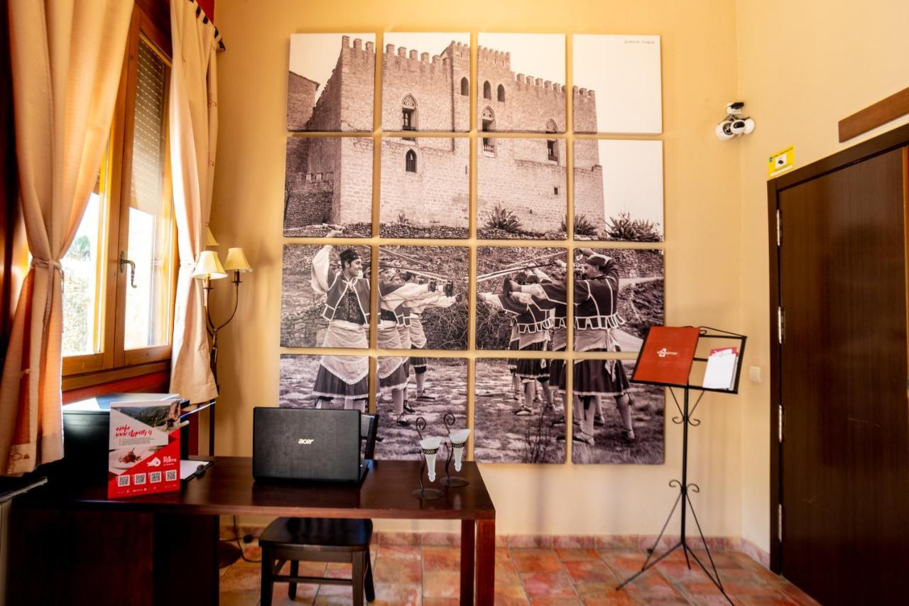 Hostal El Guerrer Todolella Екстер'єр фото